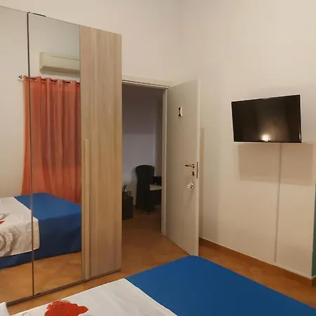 Paraiso Sardo 1 ホームステイ